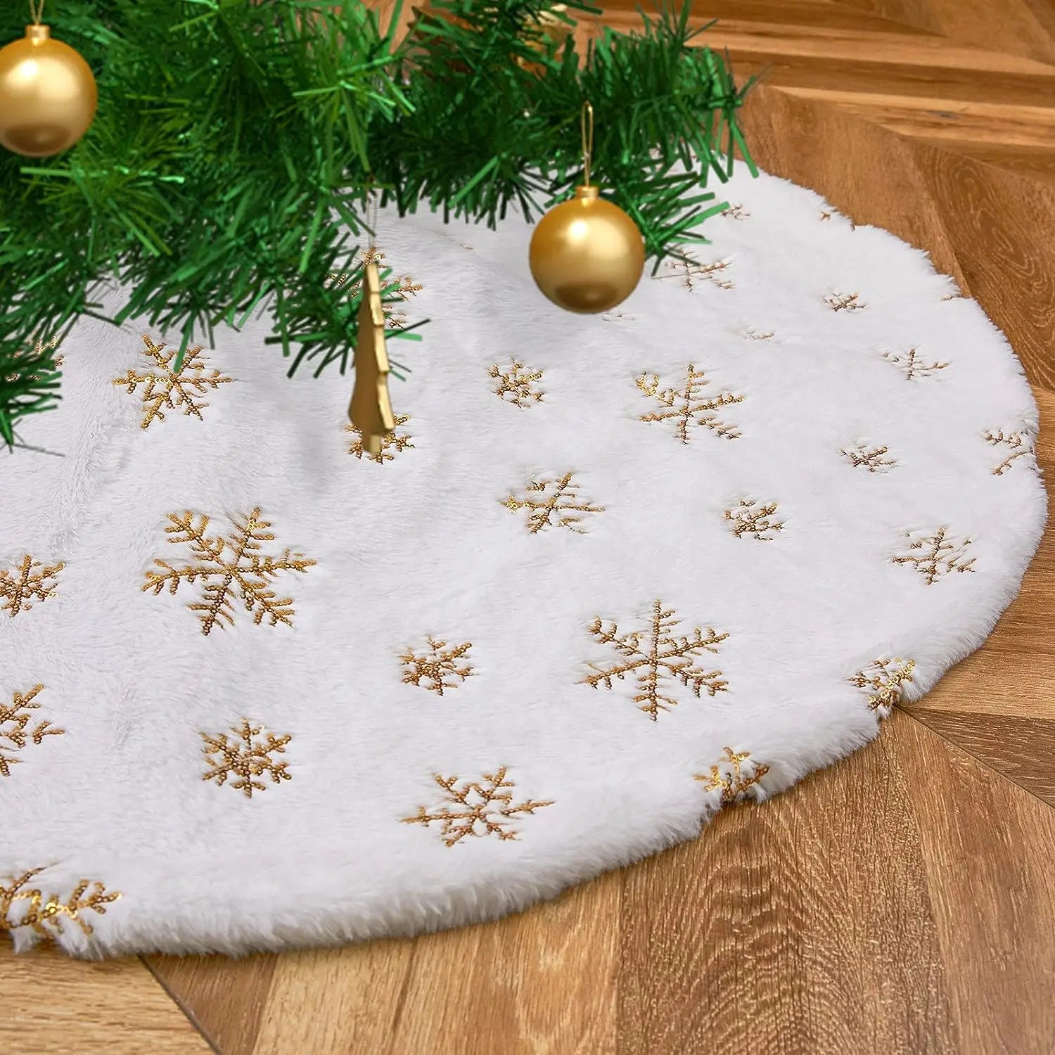 15 inch 38 cm Plush Christmas Tree Skirt